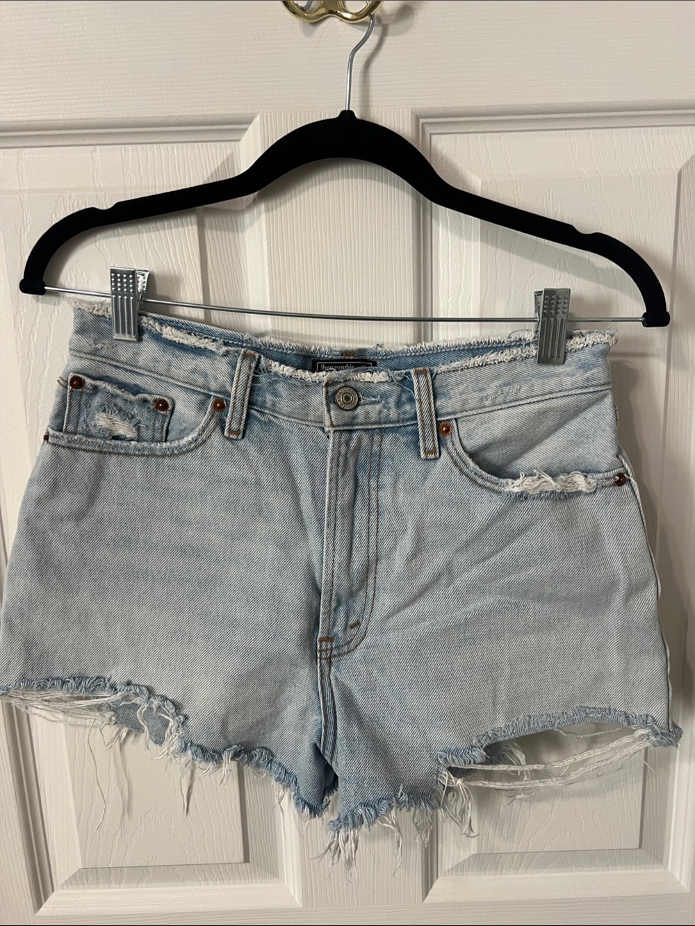 Abercrombie & Fitch Annie High Rise Light Wash Distressed Denim Women's Shorts
